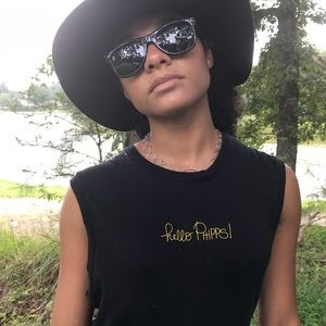 Calvin Klein sleeveless “Hello Phipps” Atl shirt